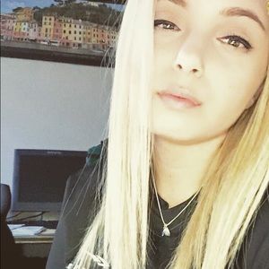 Meet your Posher, Bri